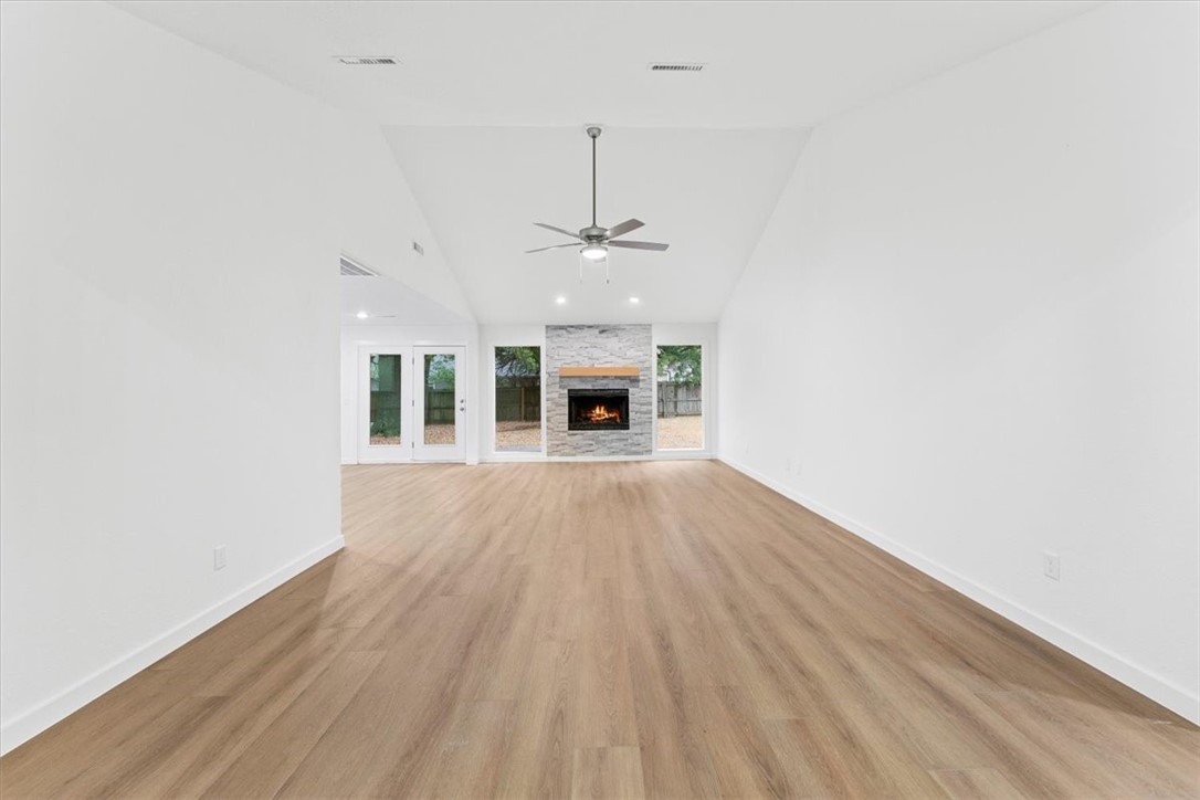 Crossover Heights Ph I - Residential Lease