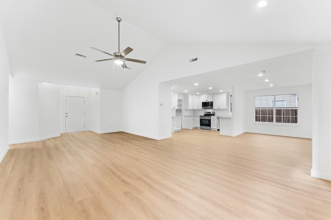 Crossover Heights Ph I - Residential Lease