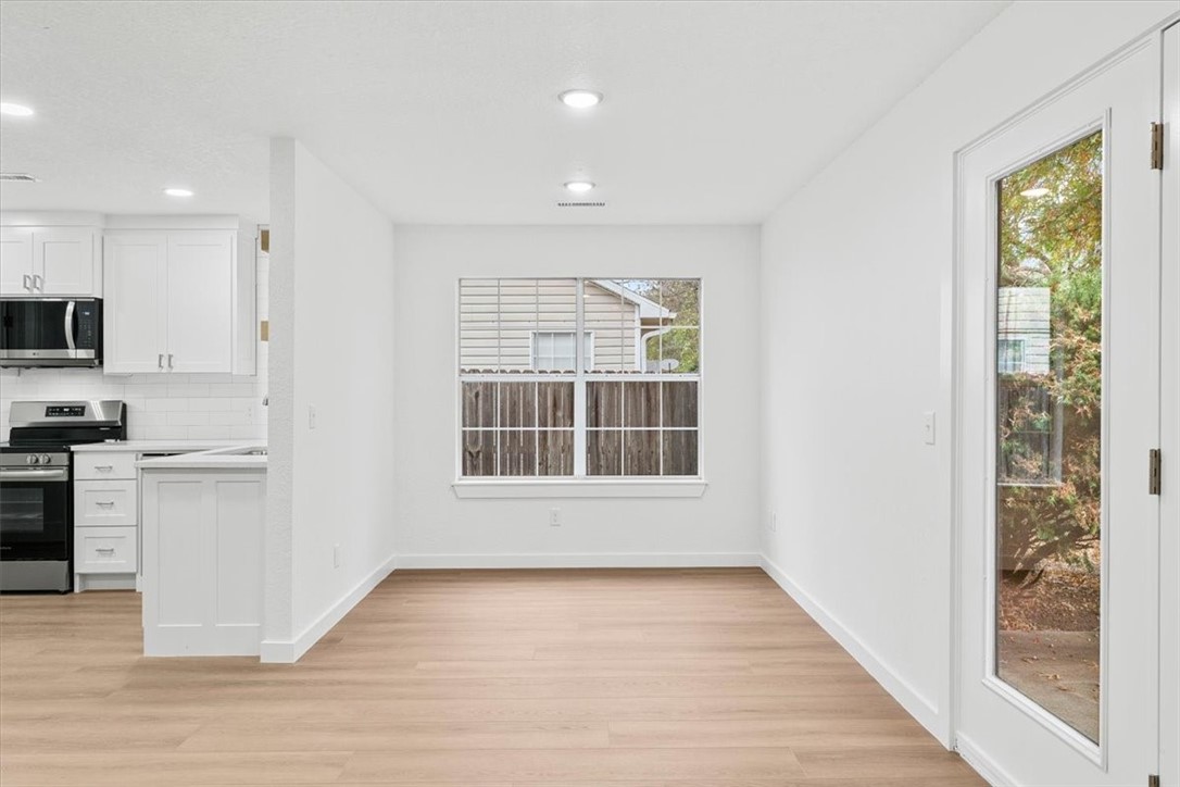 Crossover Heights Ph I - Residential Lease