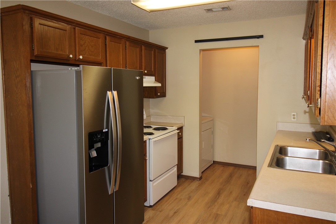 14-18-30-Lowell - Residential Lease