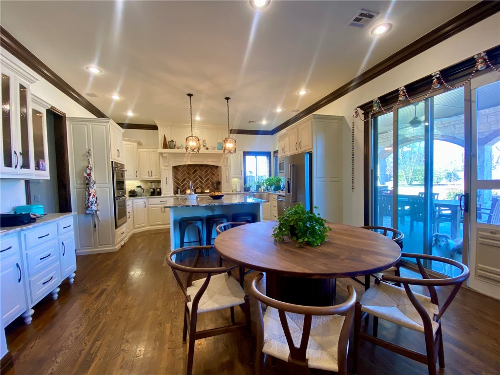 Oak Tree Centerton - Residential