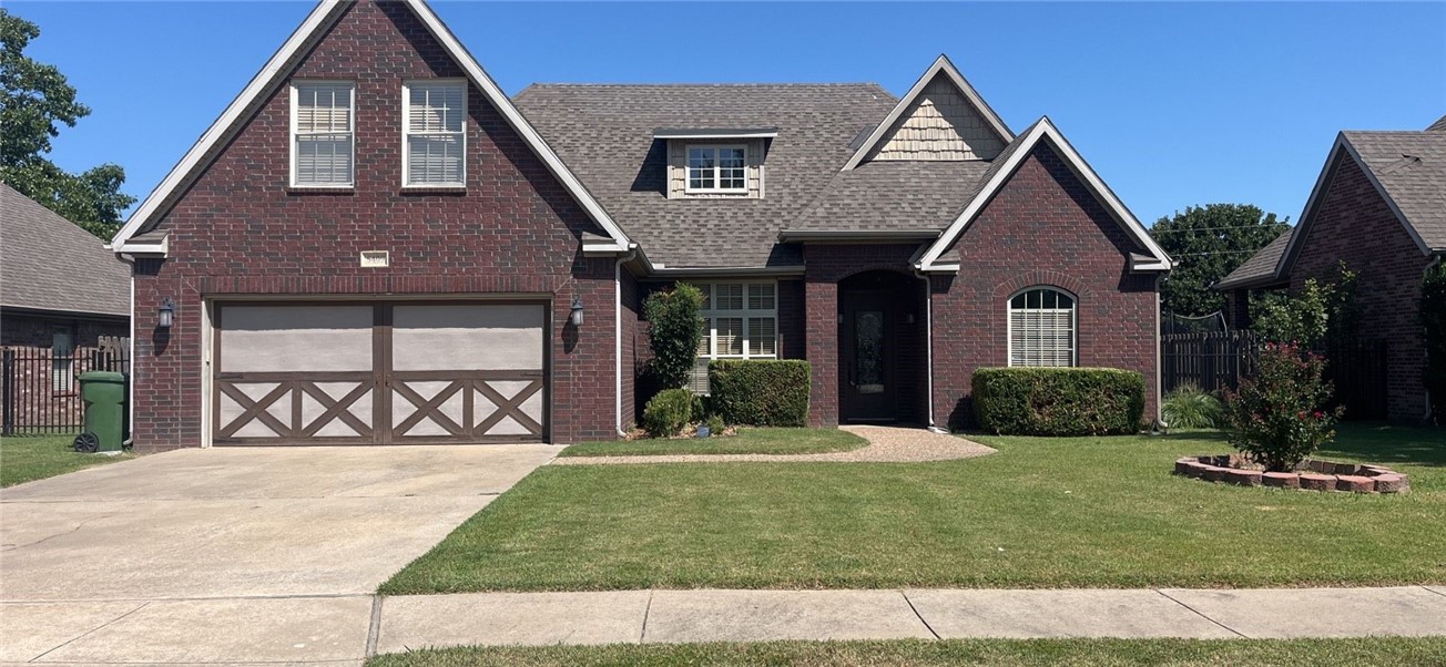 Bentonville School district Hearthstone Subdivision! Beautiful well maintained home with granite in kitchen, crown molding, open floor plan. Eat in kitchen, formal dining room and office. Plenty of walk in closets and storage. Convenient to Promenade Mall, Walmart Amp and I-49. Small pets under 20lbs only. Owner is maintaining lawncare May-October. Refrigerator, washer/dryer provided.