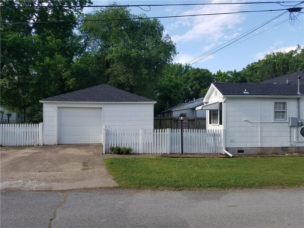 Home Add Siloam Spgs - Residential Lease