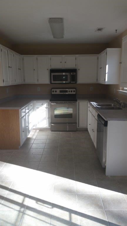Medlin II Sub Pea Ridge - Residential Lease