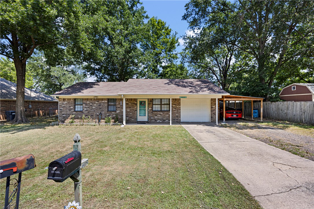 Welcome to 405 E. 11th Street in Russellville! This 3-bedroom, 1-bath home offers 1,029 square feet of comfortable living space with practical features inside and out. The property includes both a one-car attached garage and a covered carport, providing plenty of parking and storage options. Step outside to enjoy the fully fenced backyard, offering a great space for outdoor activities, pets, gardening, or entertaining. Conveniently located within Russellville, this home presents an excellent opportunity for first-time buyers or anyone seeking a well-maintained property with functional amenities. Schedule your private showing today!

Virtual Tour:  https://my.matterport.com/show/?m=GJcEtnpe1Ev