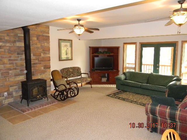 Unit 116 Holiday Island - Residential