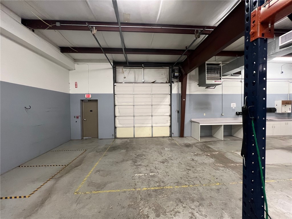 Bassett Place North Ph I Springdale - Commercial Lease