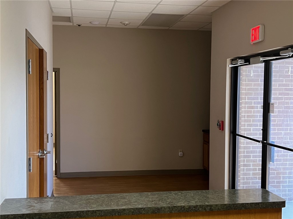 Bassett Place North Ph I Springdale - Commercial Lease