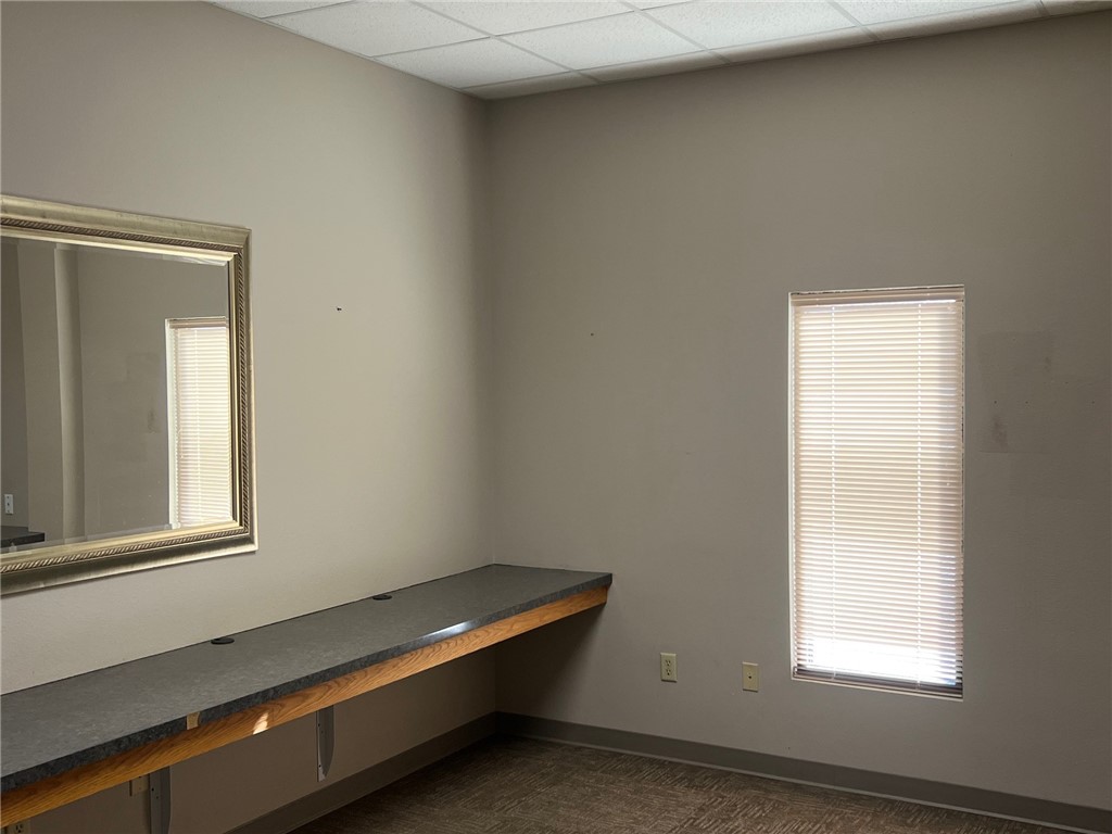 Bassett Place North Ph I Springdale - Commercial Lease