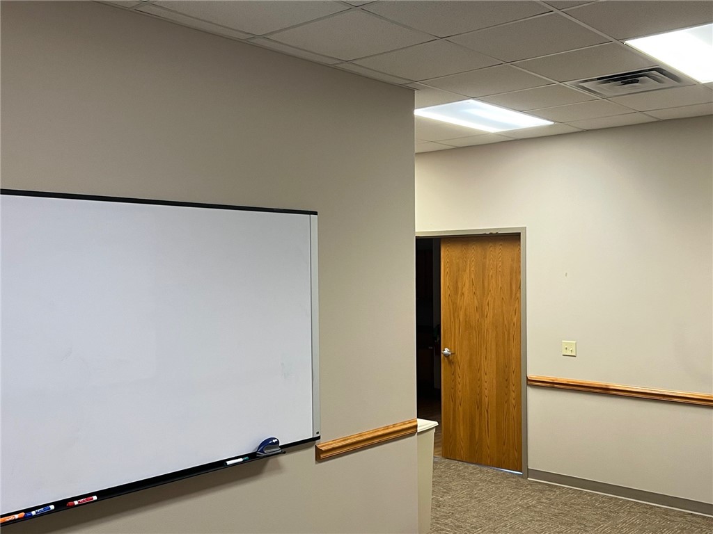 Bassett Place North Ph I Springdale - Commercial Lease