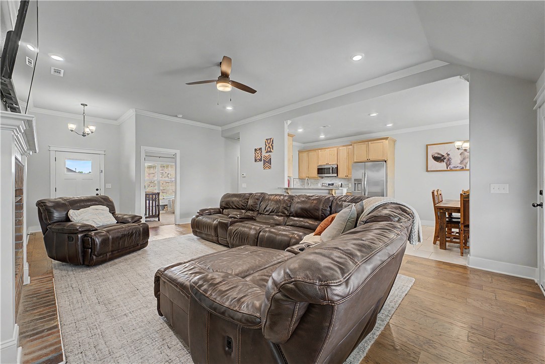 Hickory Meadows Sub Ph 1 - Residential