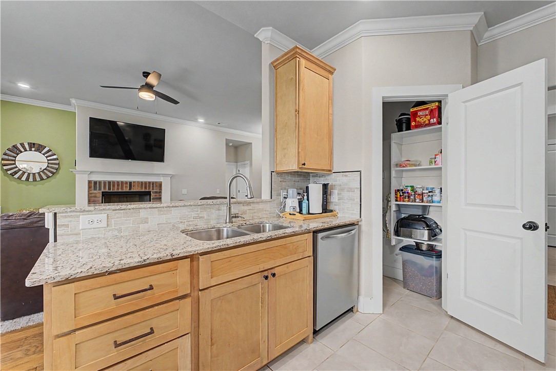 Hickory Meadows Sub Ph 1 - Residential