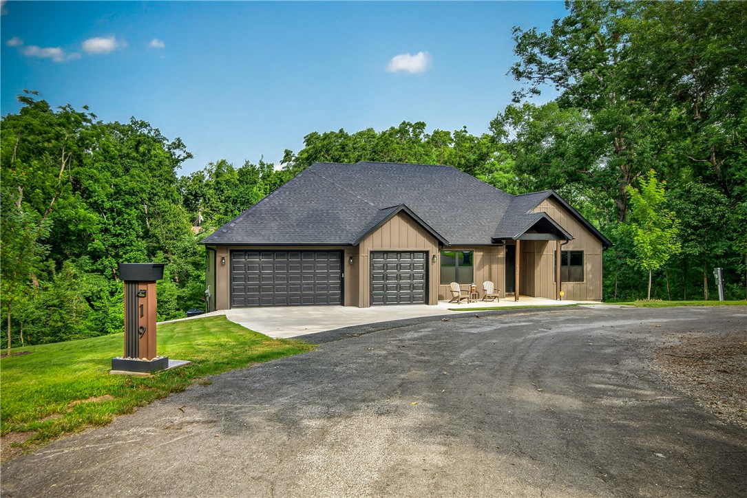 Magrath Sub Bvv - Residential