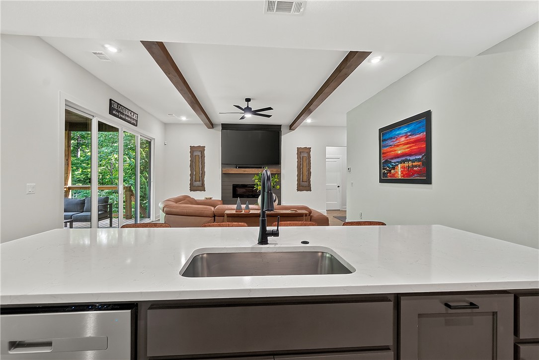 Magrath Sub Bvv - Residential