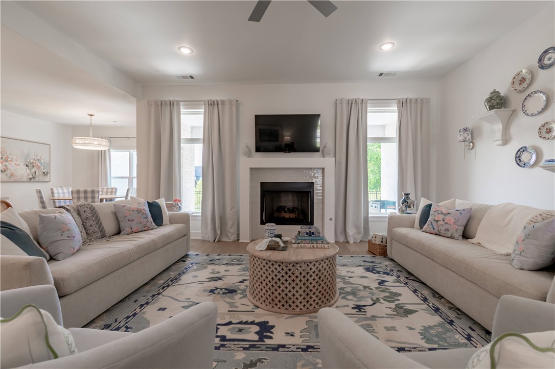 Henderson Park Sub Ph 2 - Residential Lease