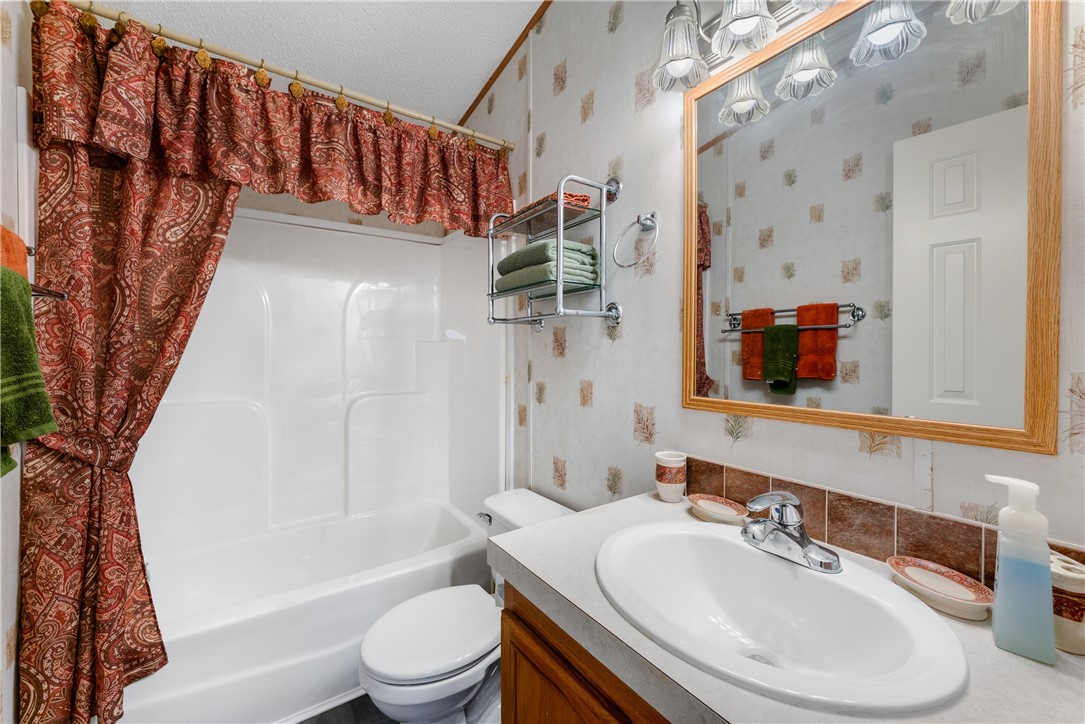 Unit 1 Holiday Island - Residential