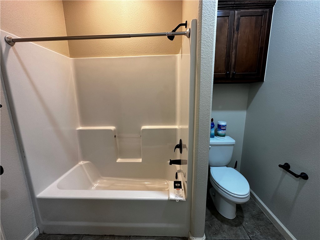Cross Keys Sub Ph I - Residential Lease