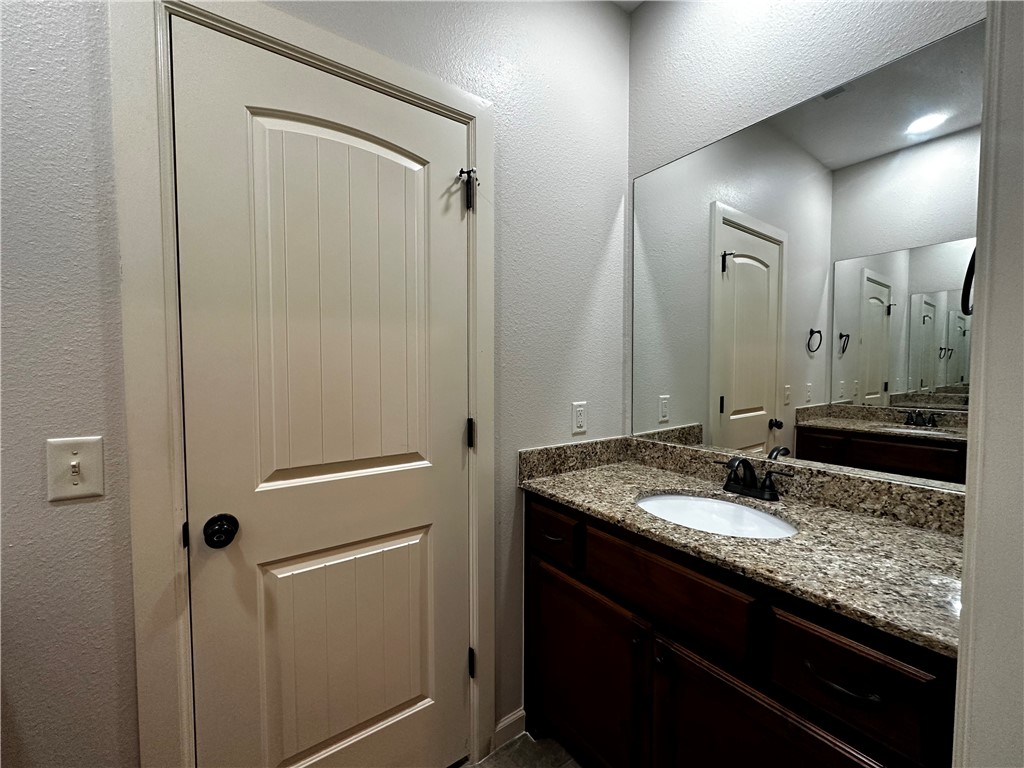 Cross Keys Sub Ph I - Residential Lease