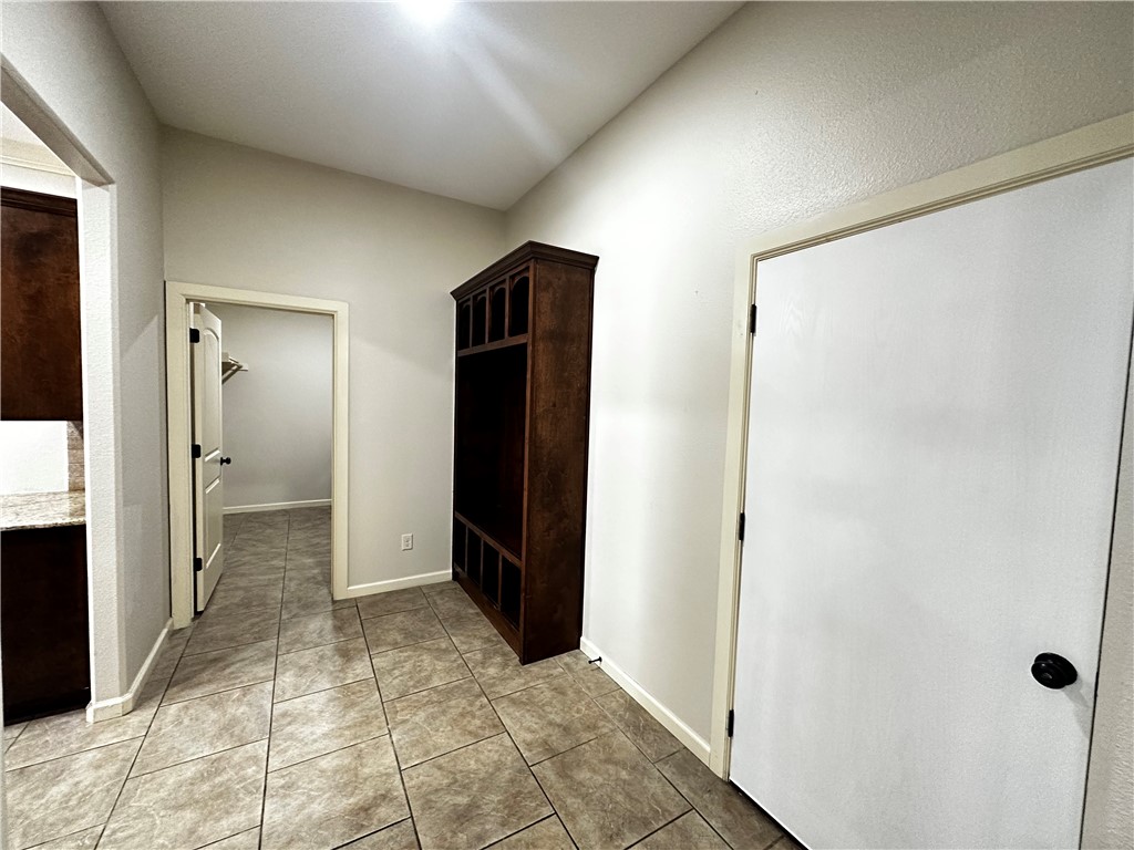 Cross Keys Sub Ph I - Residential Lease