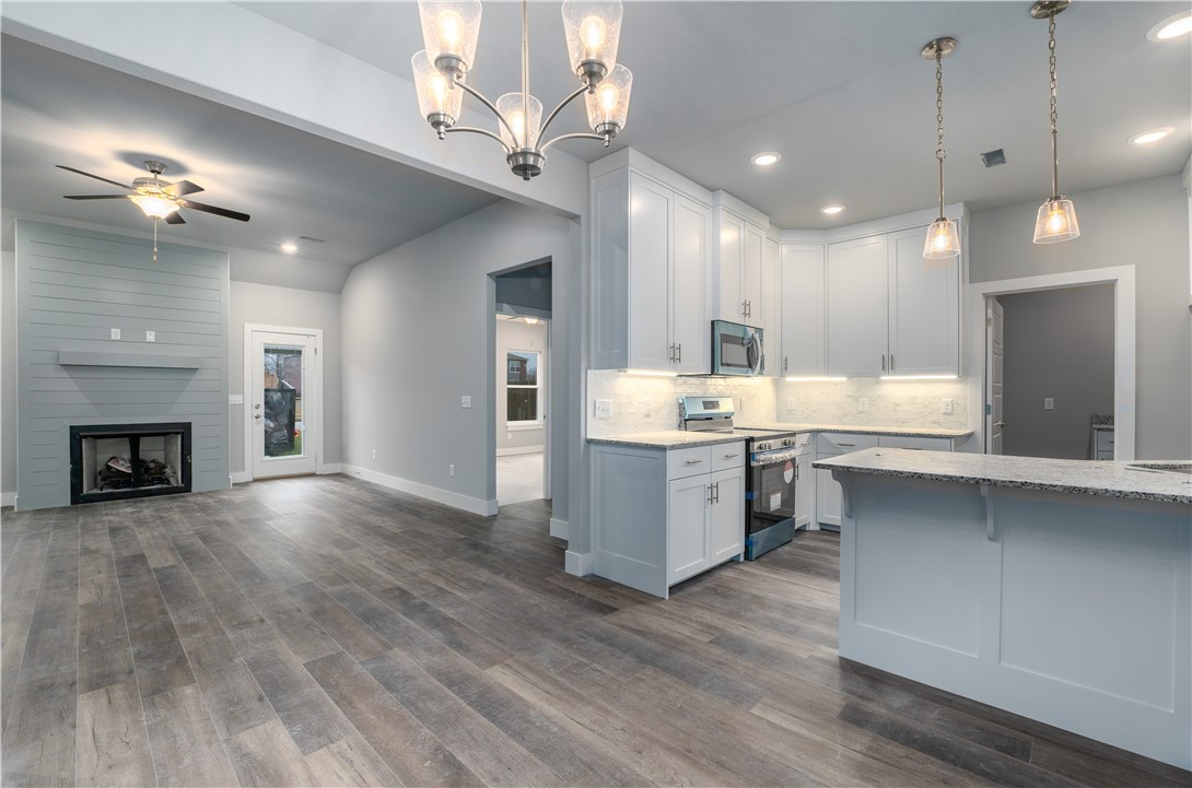 Rollers Ridge Sub Rogers - Residential