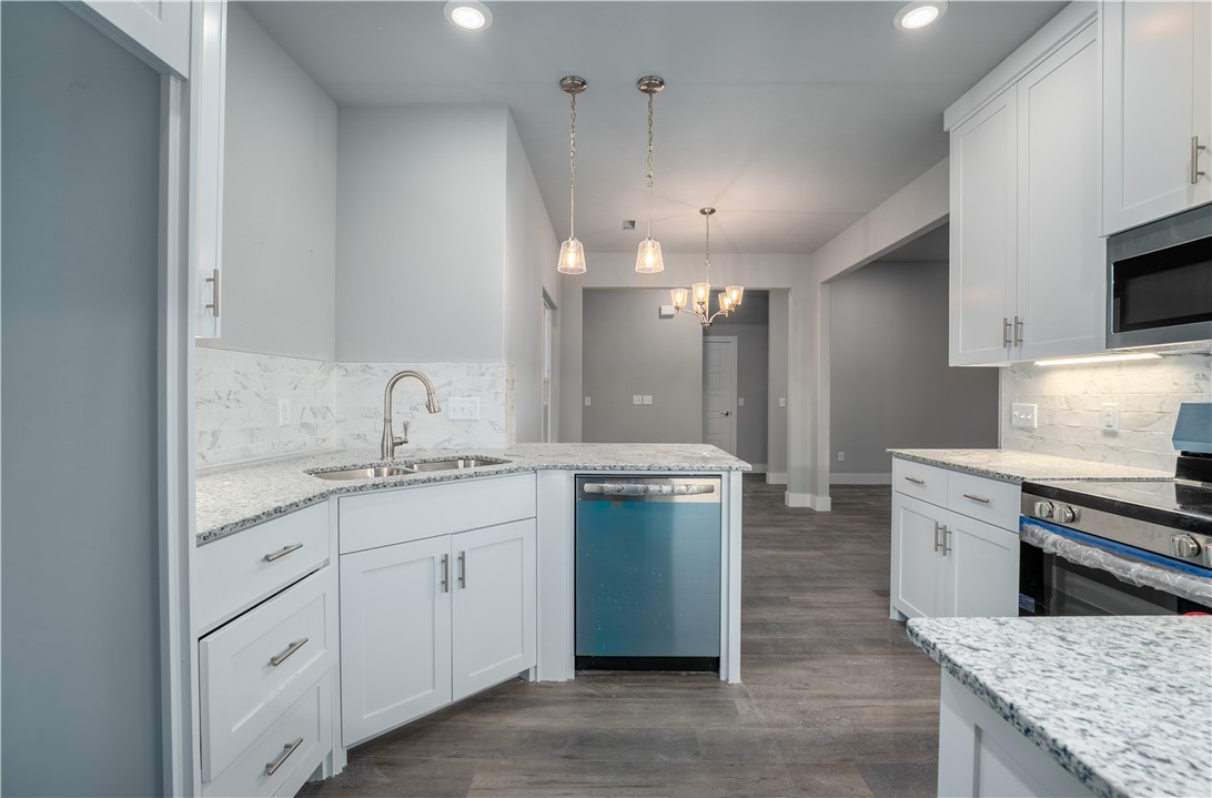 Rollers Ridge Sub Rogers - Residential