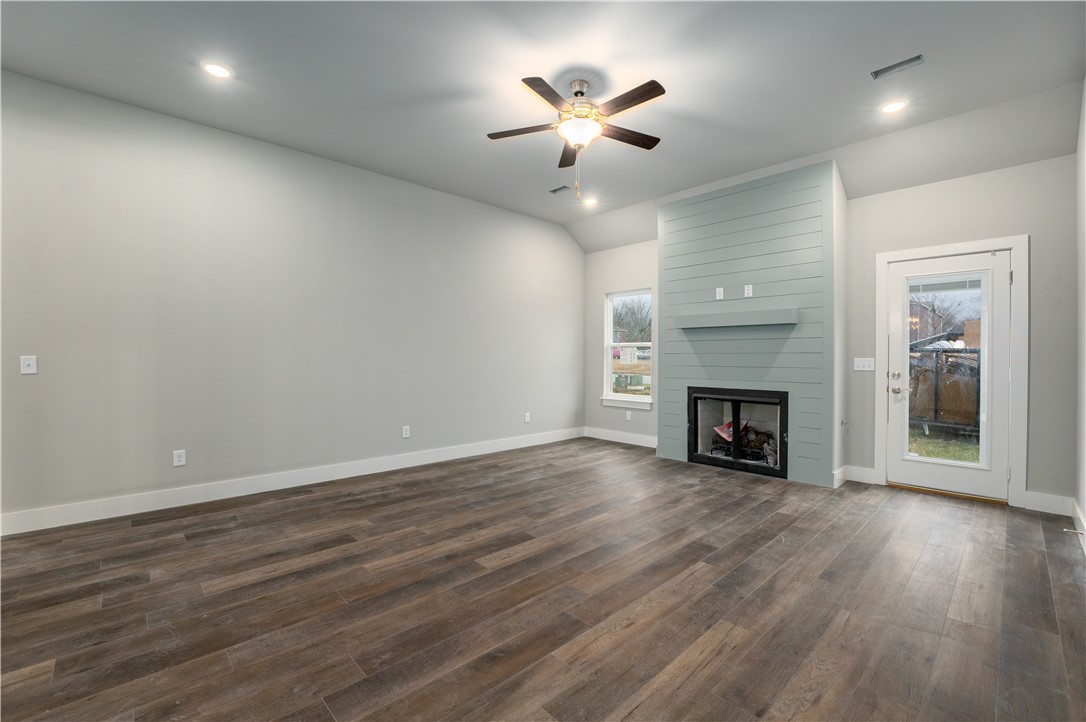 Rollers Ridge Sub Rogers - Residential
