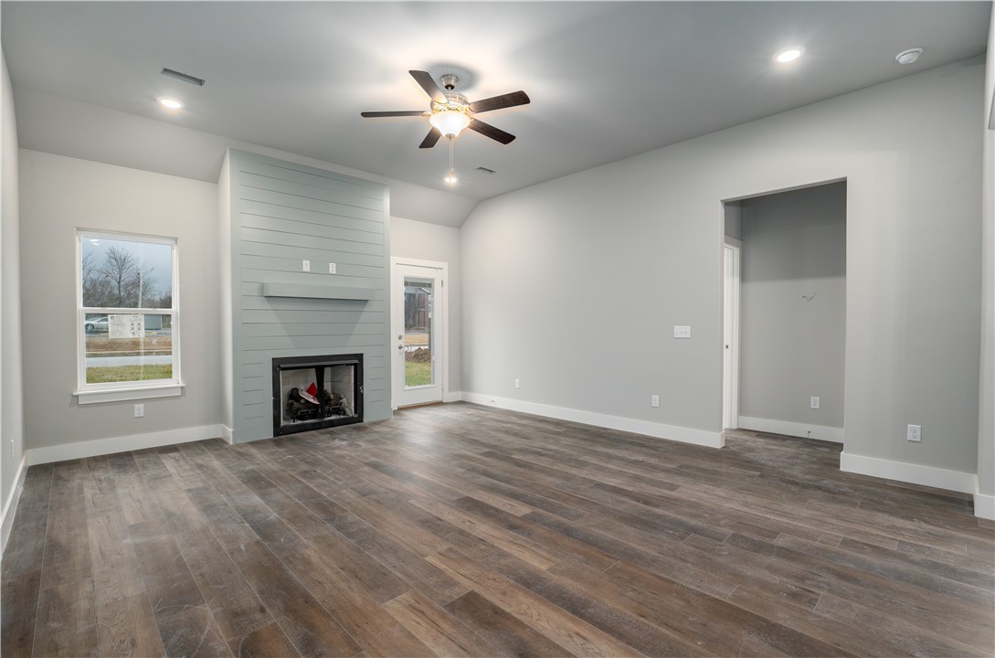 Rollers Ridge Sub Rogers - Residential