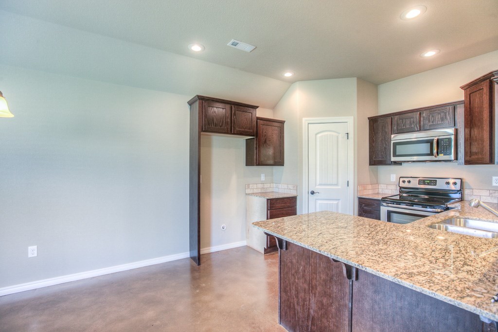 Cobblestone Sub Ph III - Residential Lease