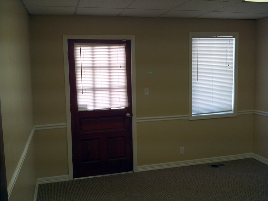 Fayetteville Outlots - Commercial Lease