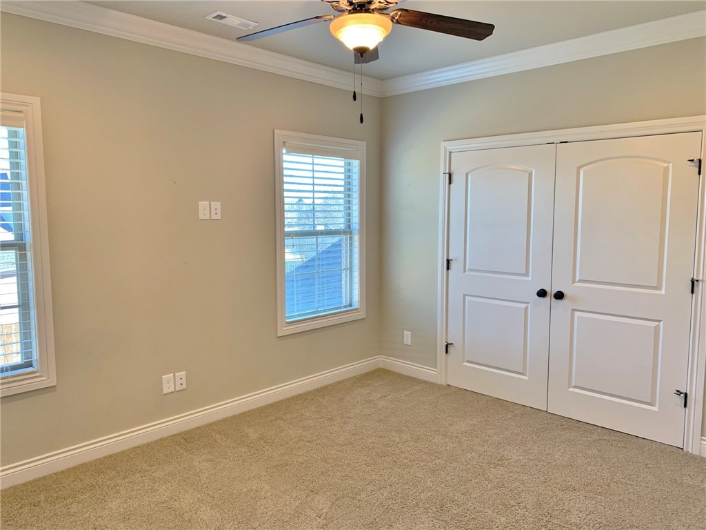 Glenbrook Sub Bentonville - Residential Lease