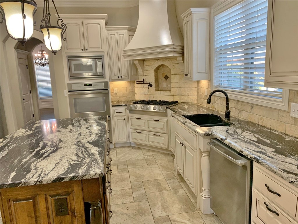 Glenbrook Sub Bentonville - Residential Lease