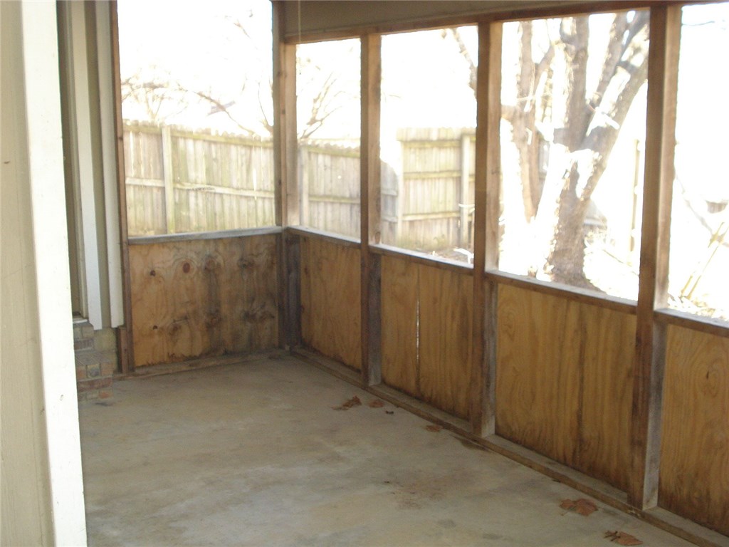 Walnut Heights Add - Residential Lease