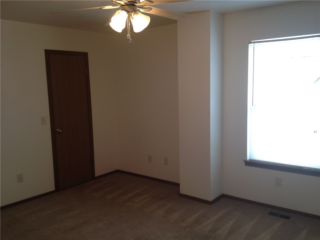 R L Hayes Sub Rogers - Residential Lease