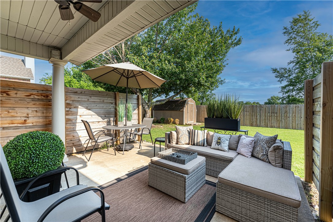 Ravenwood Sub. - Residential Lease