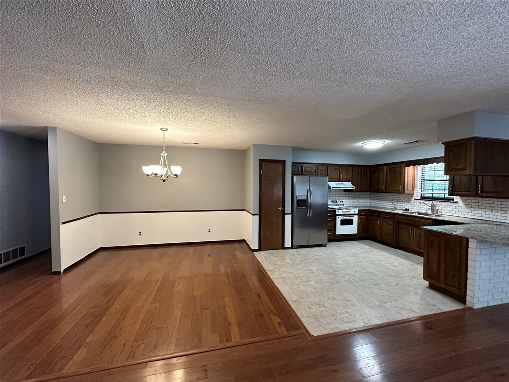0 - Residential Lease