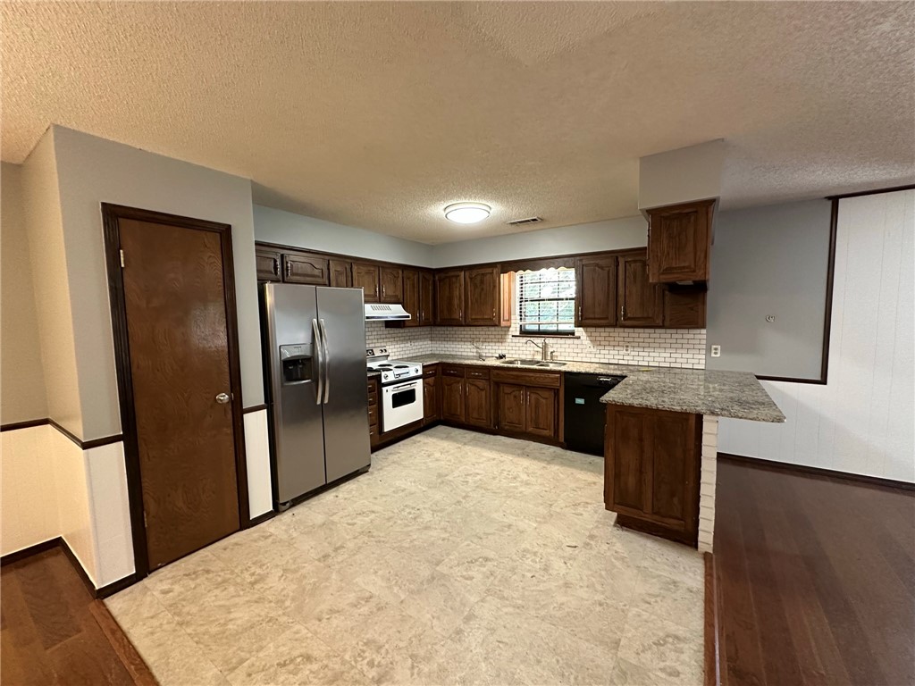 0 - Residential Lease