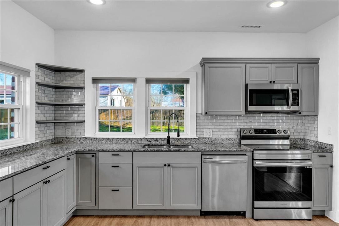Lincoln Outlots - Residential