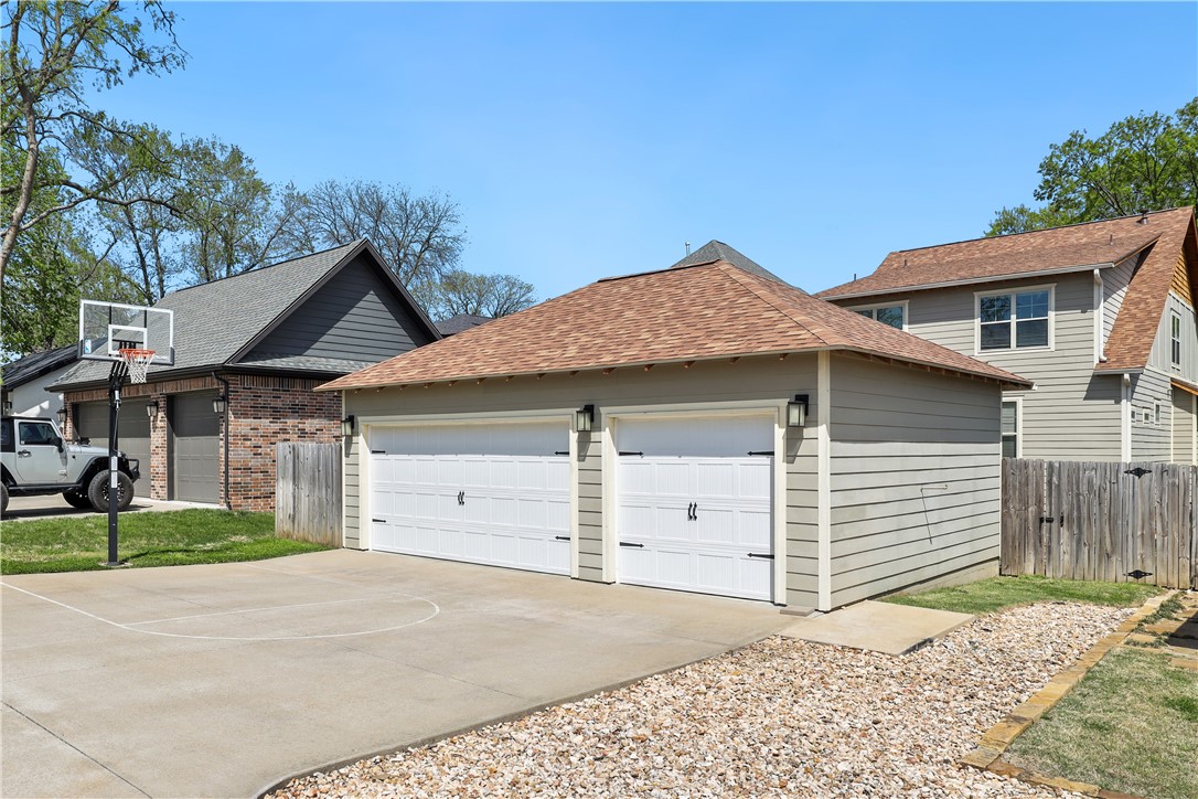 Gilmores ADD Bentonville - Residential