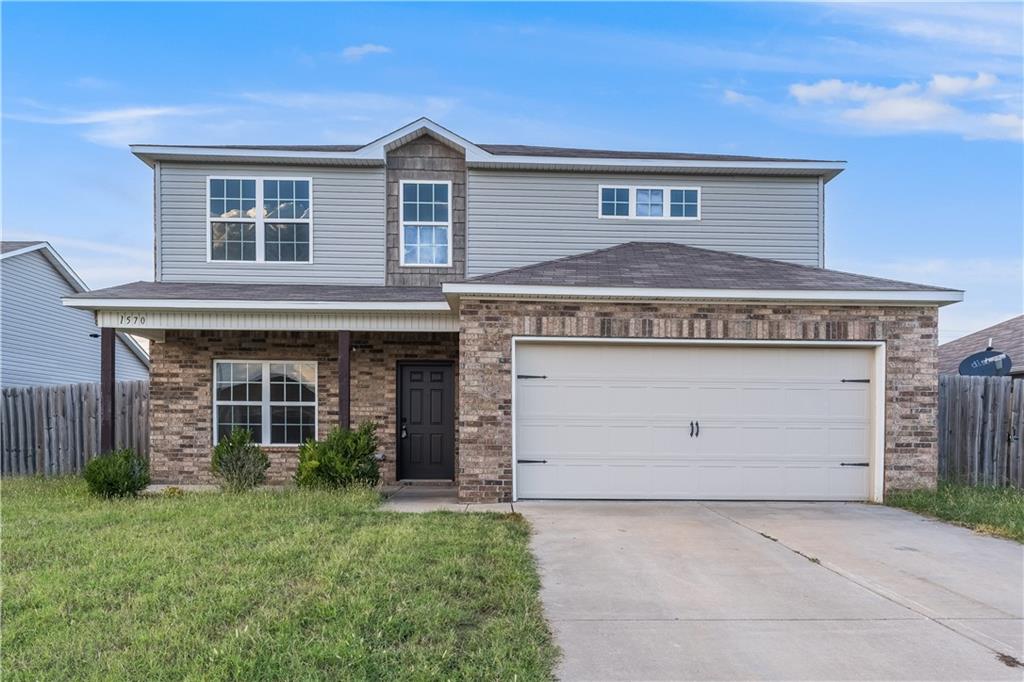 Move in ready home that has fresh paint throughout, new laminate flooring on the main level, and plush new carpet upstairs. The kitchen has granite countertops, and all appliances. Enjoy the convenience of a main-level primary suite with two oversized walk-in closets, while upstairs offers spacious secondary bedrooms and a versatile bonus/game room. This home is an opportunity you won’t want to miss!