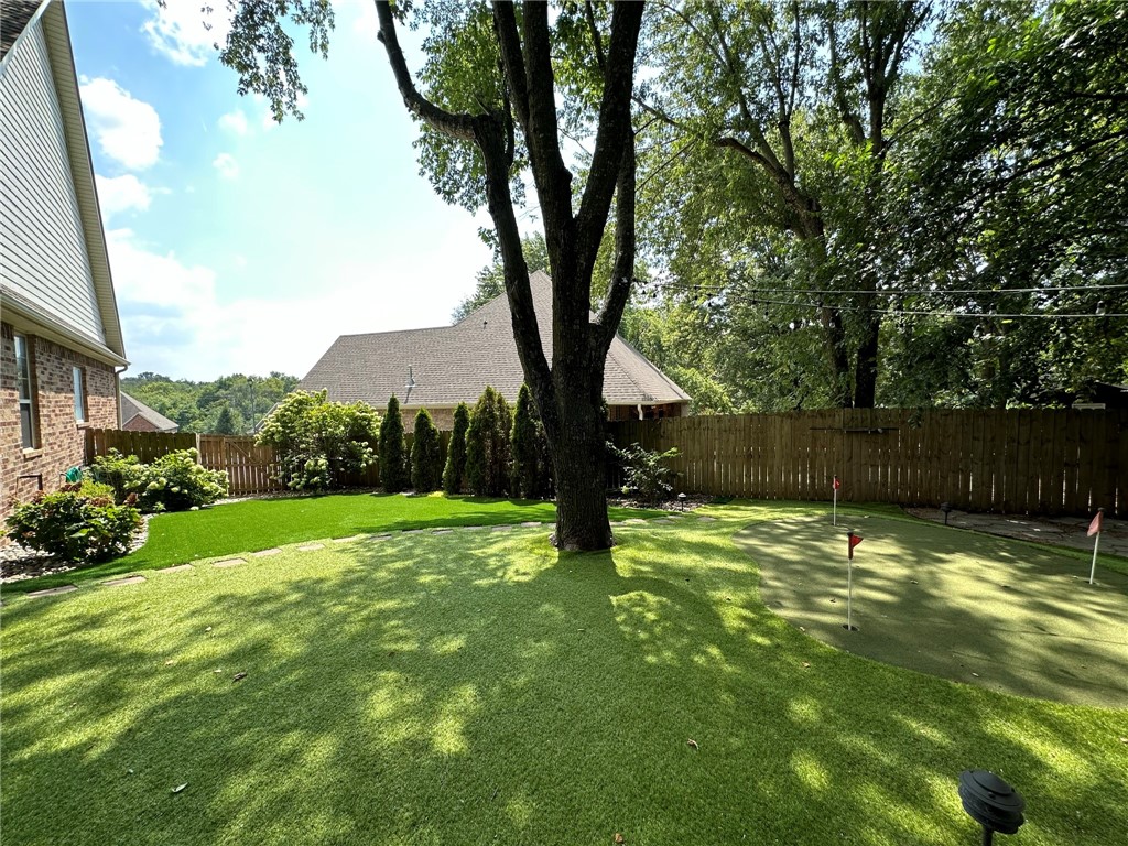 Oaklawn Place - Residential Lease