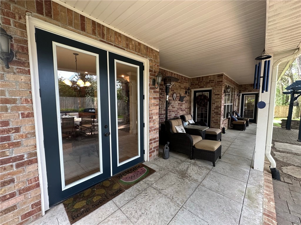 Oaklawn Place - Residential Lease