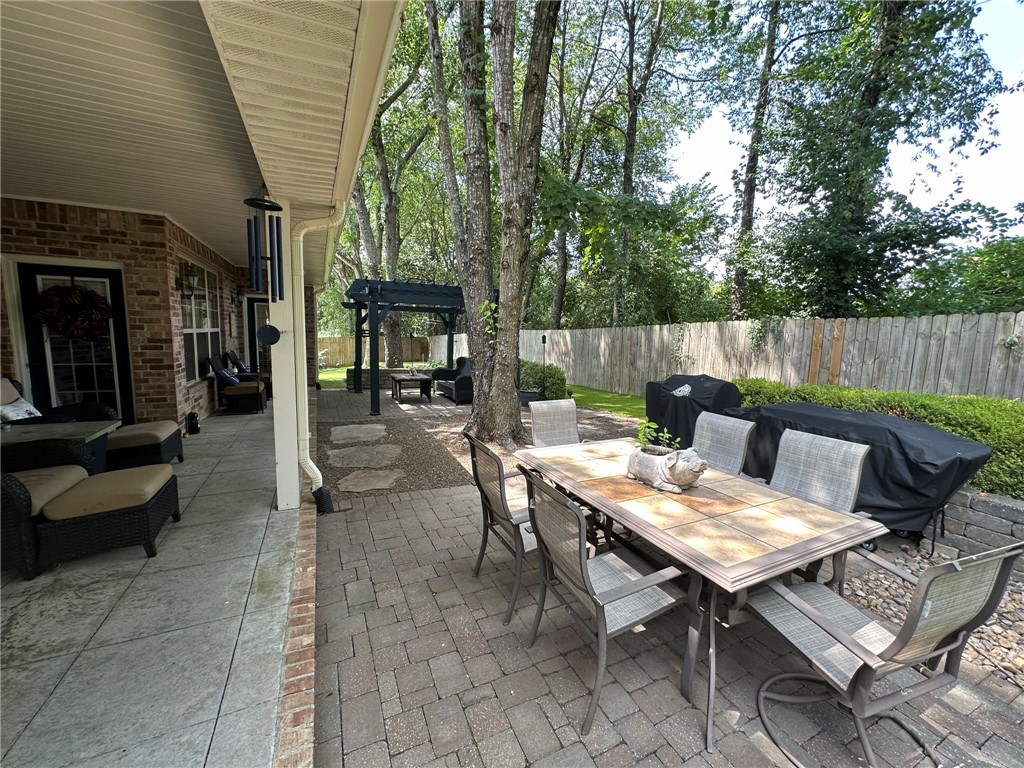 Oaklawn Place - Residential Lease