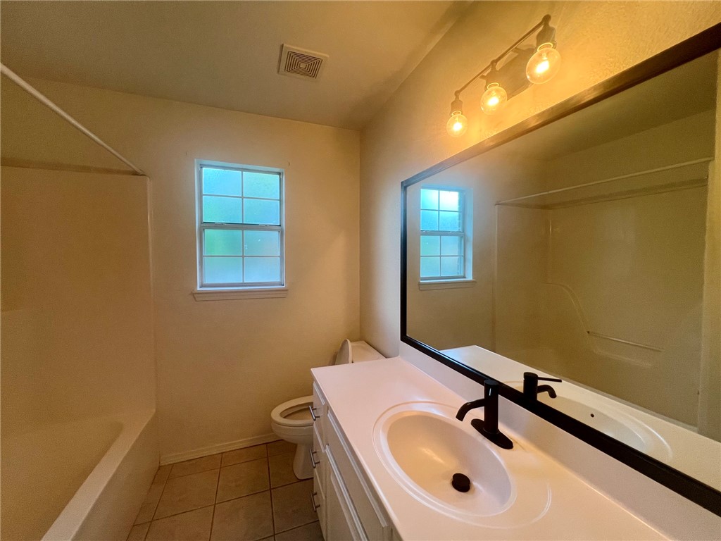 Centerpoint Sub Ph Ii Centerton - Residential Lease