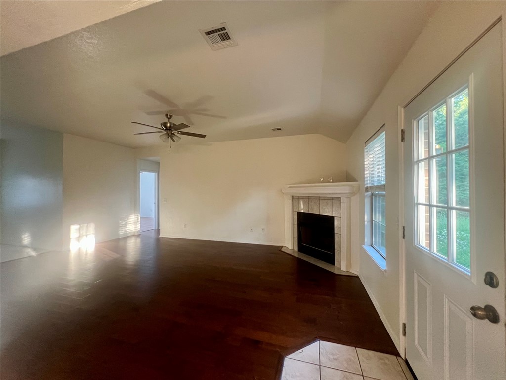 Centerpoint Sub Ph Ii Centerton - Residential Lease