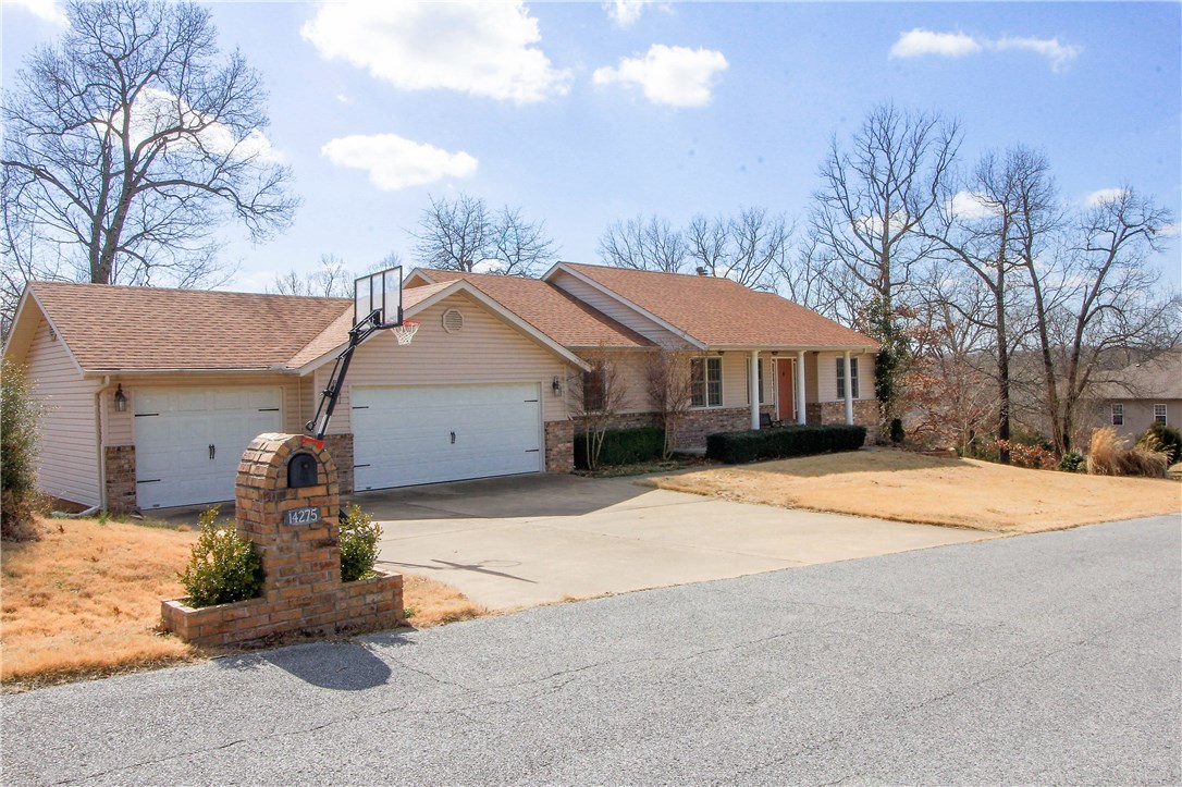 Spring Hollow - Residential