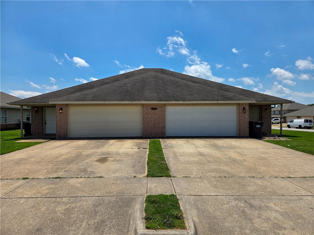 Great invesment opportunity in Springdale, AR! Each unit is 3 Bedroom and 2 Bathroom with a lare open concept living room, kitchen and dining room. Side A is vacant and has been fully rennovated with  fresh paint, new flooring, fixtures, stainless steel appliances and more. Side B is tenant occupied with a month-to-month lease for $1,200/month. Roof to be replaced in June. Side A can be shown immediately, Side be must be shown after accepted offer. Do not disturb tenant.