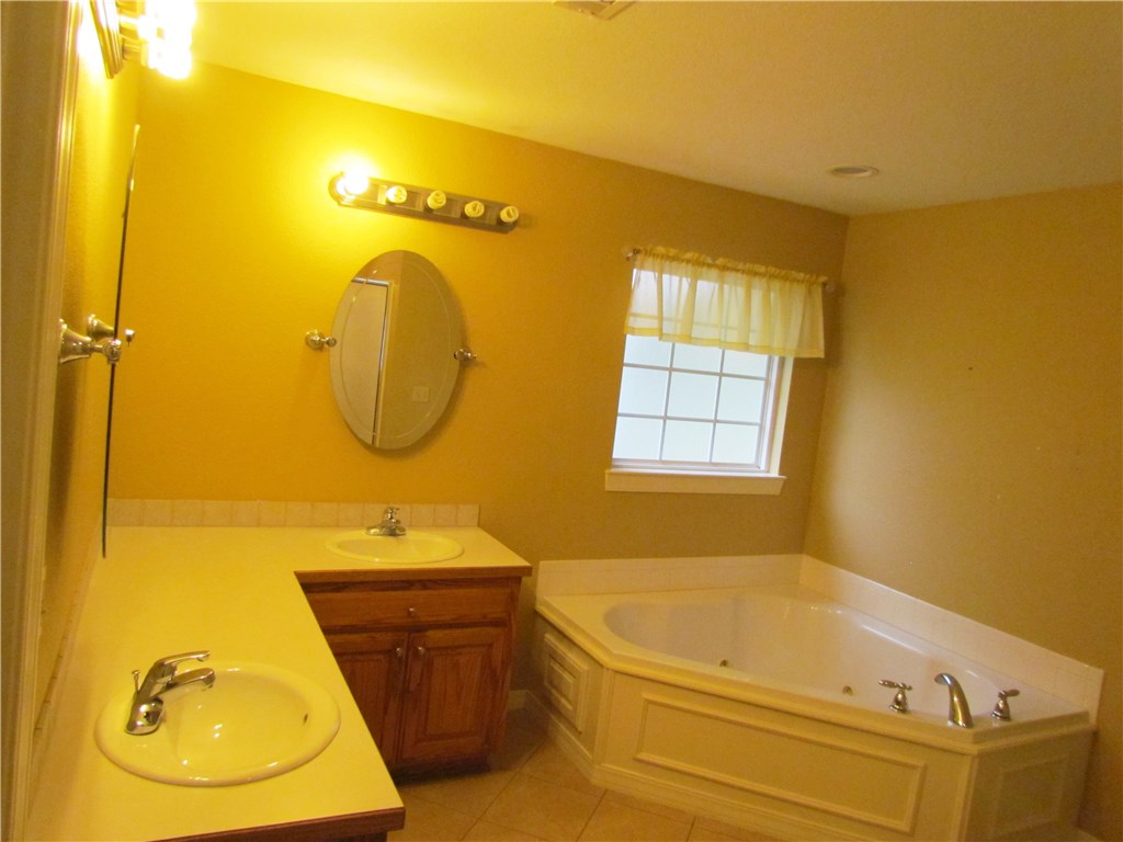 Hollybrooke Estates - Residential