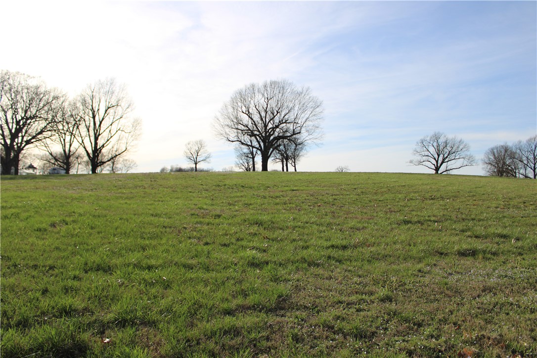 Northern Trace - Land