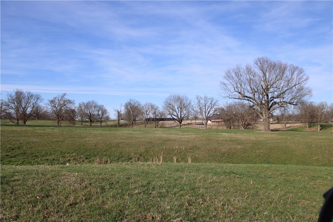 Northern Trace - Land