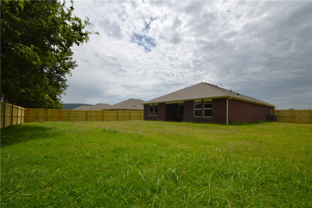 Wagon Wheel Crossing - Residential Lease